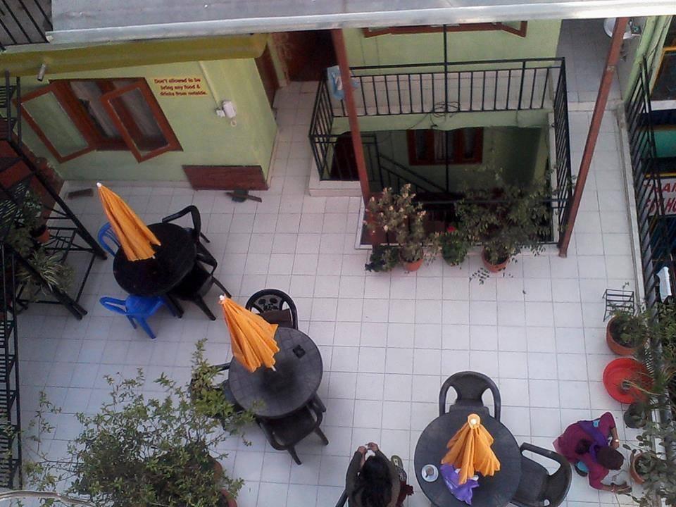 Hotel Sisters Home Kathmandu Exterior photo