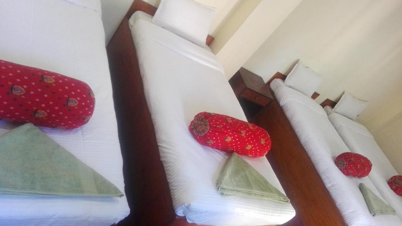 Hotel Sisters Home Kathmandu Exterior photo